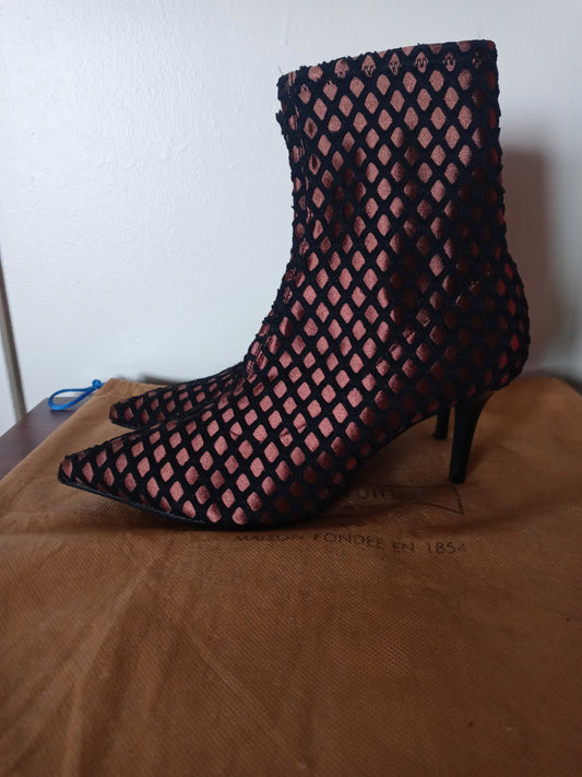 Zara Trafaluc Heeled boots Size 37 us 6.5