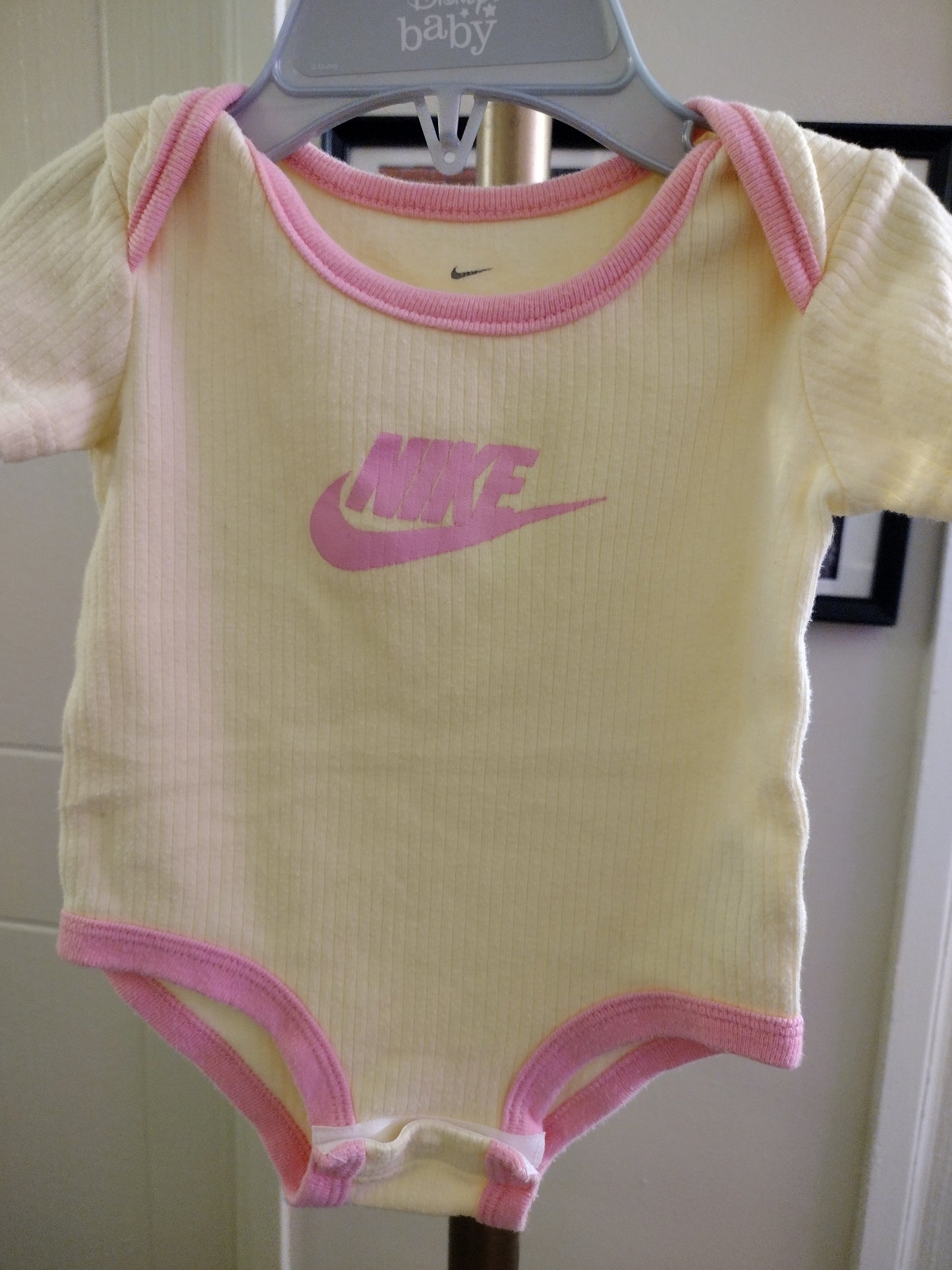 Nike Baby Girl Short Sleeve Bodysuit Yellow / Pink