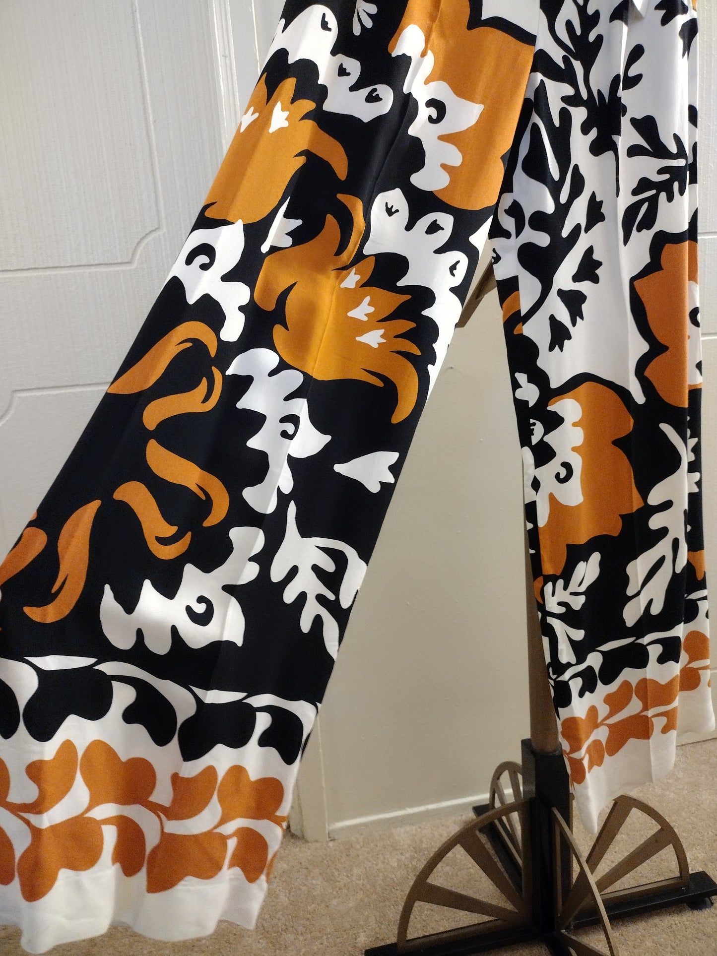 Zara Printed Tamanho Dress Pants With Darts